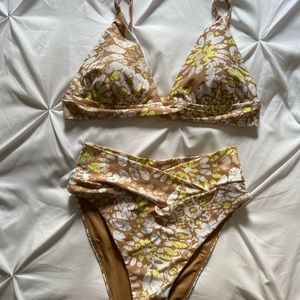 Aerie crossover high waisted bottoms